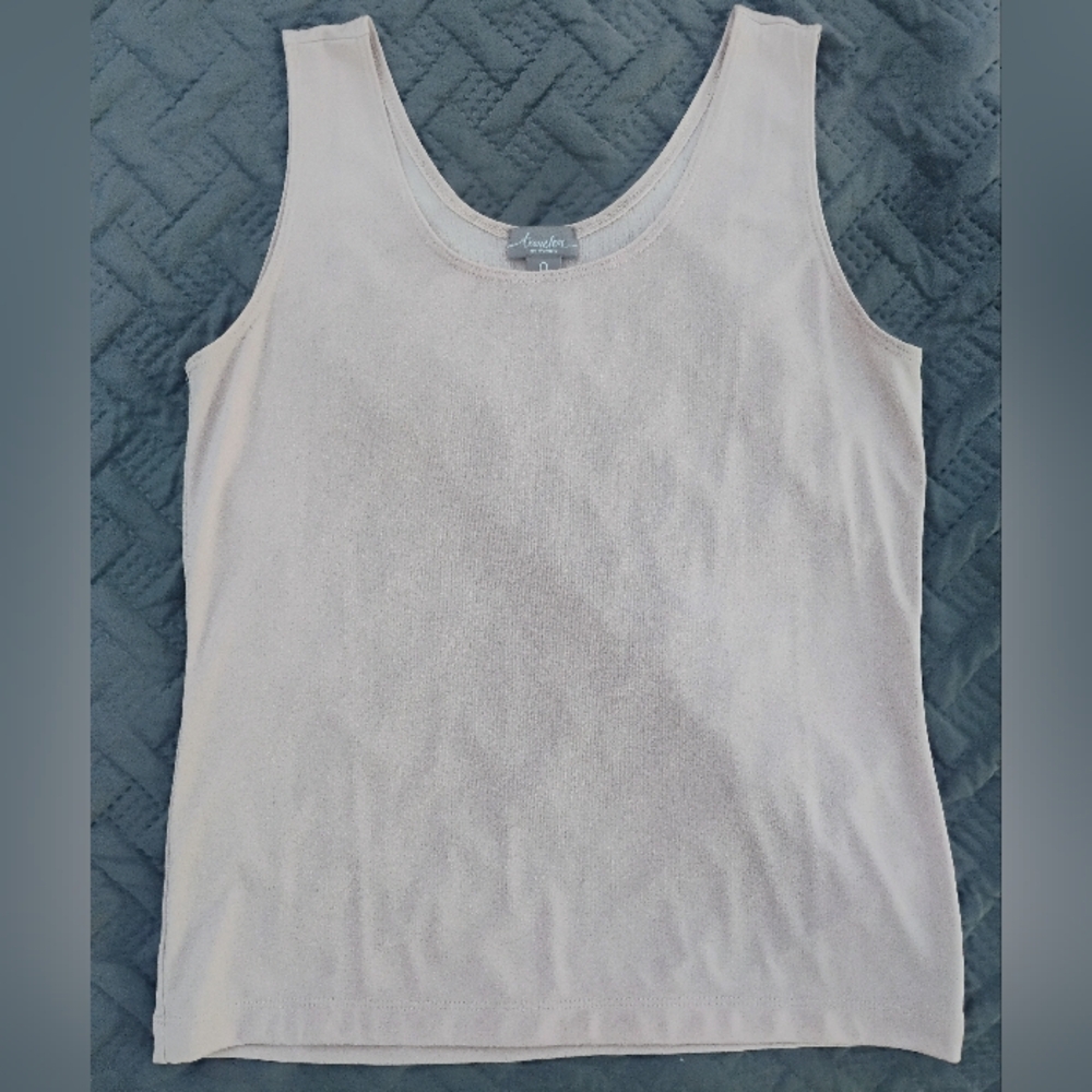 Travelers By Chico's Light Taupe Scoop Neck Tank Top Laying Cami Tank